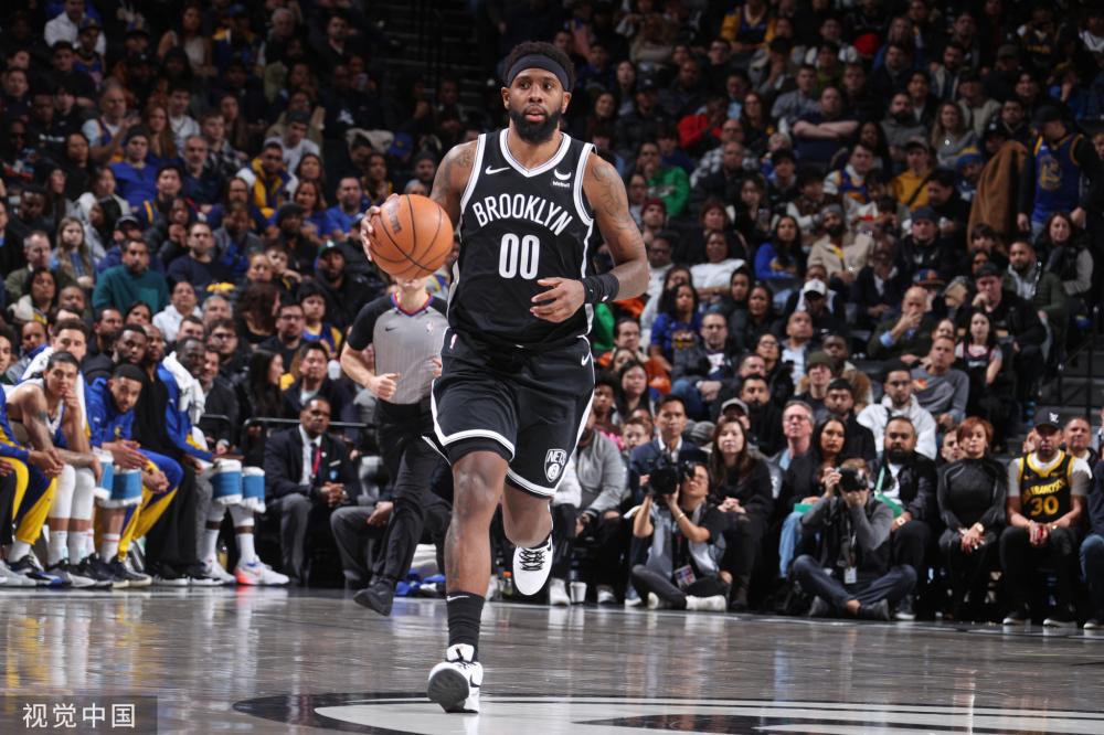 孔帕尼：祝贺球员们，让我们周六在安联球场创造特别的时刻吧.